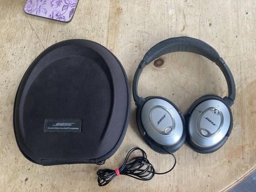 Bose quietcomfort qc15 - 15,